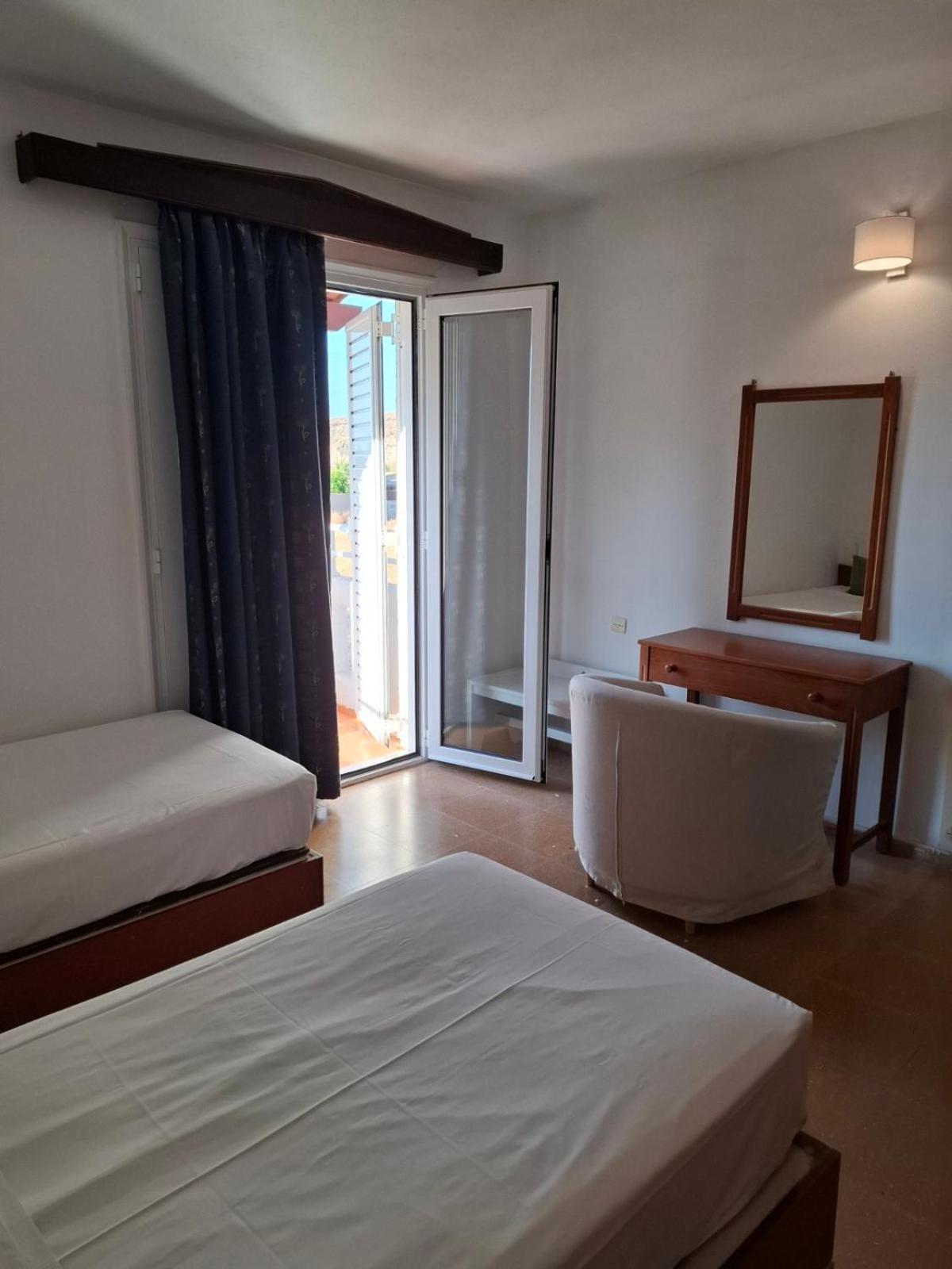 Ariadni Apartments Картерос Екстер'єр фото