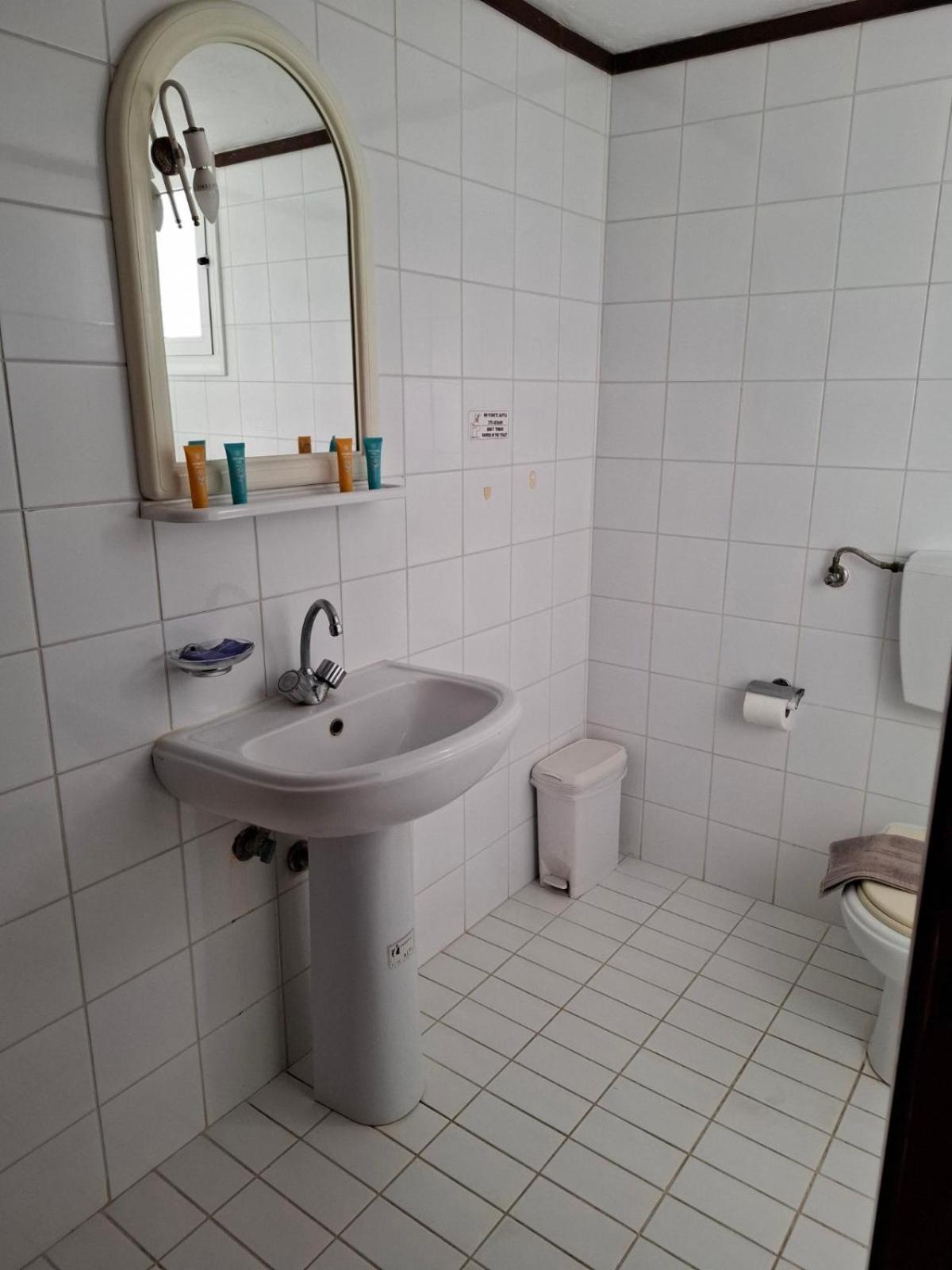 Ariadni Apartments Картерос Екстер'єр фото