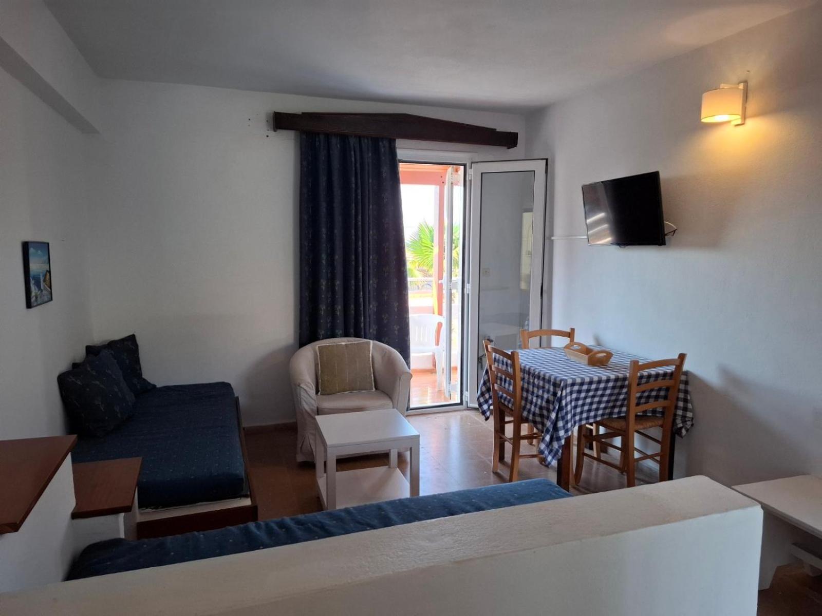 Ariadni Apartments Картерос Екстер'єр фото